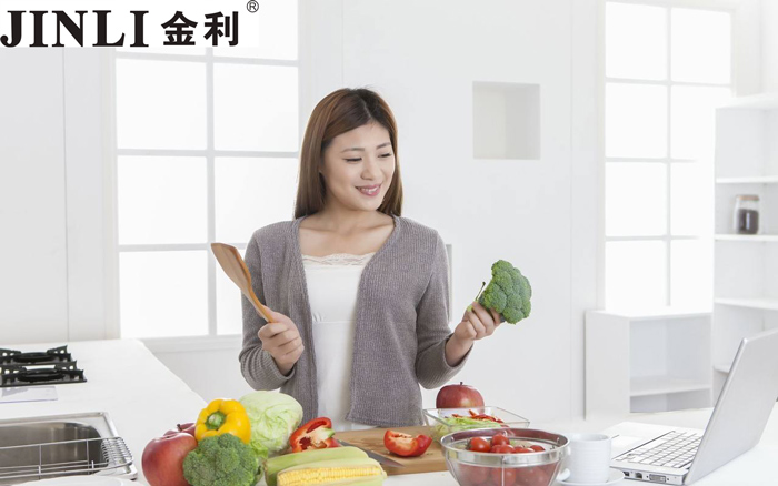 不知道未來何去何從？就看集成灶的競爭態(tài)勢