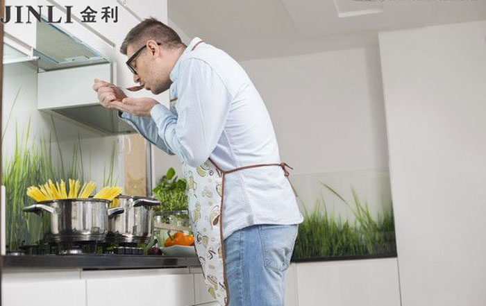 當廚房遇到金利集成灶,就如同如魚得水