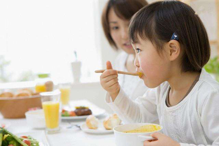 金利集成灶|疫情還沒完全結(jié)束，如何為孩子提供充足的營養(yǎng)？