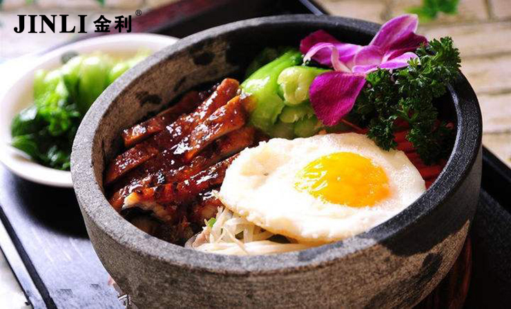 集成灶十大品牌金利，讓廚房成為一個可以溝通的地方！
