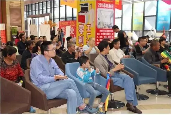 金利集成灶湖北襄陽天貿城開業活動現場圖